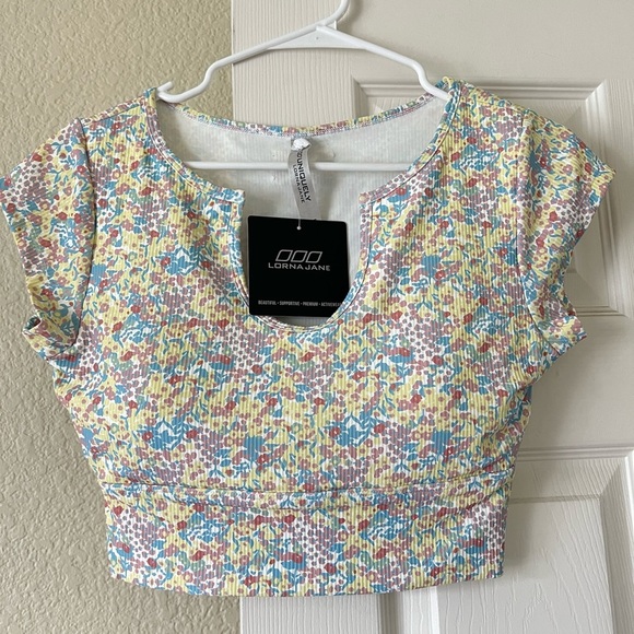 Lorna Jane wildflower rib sports bra - Picture 8 of 9